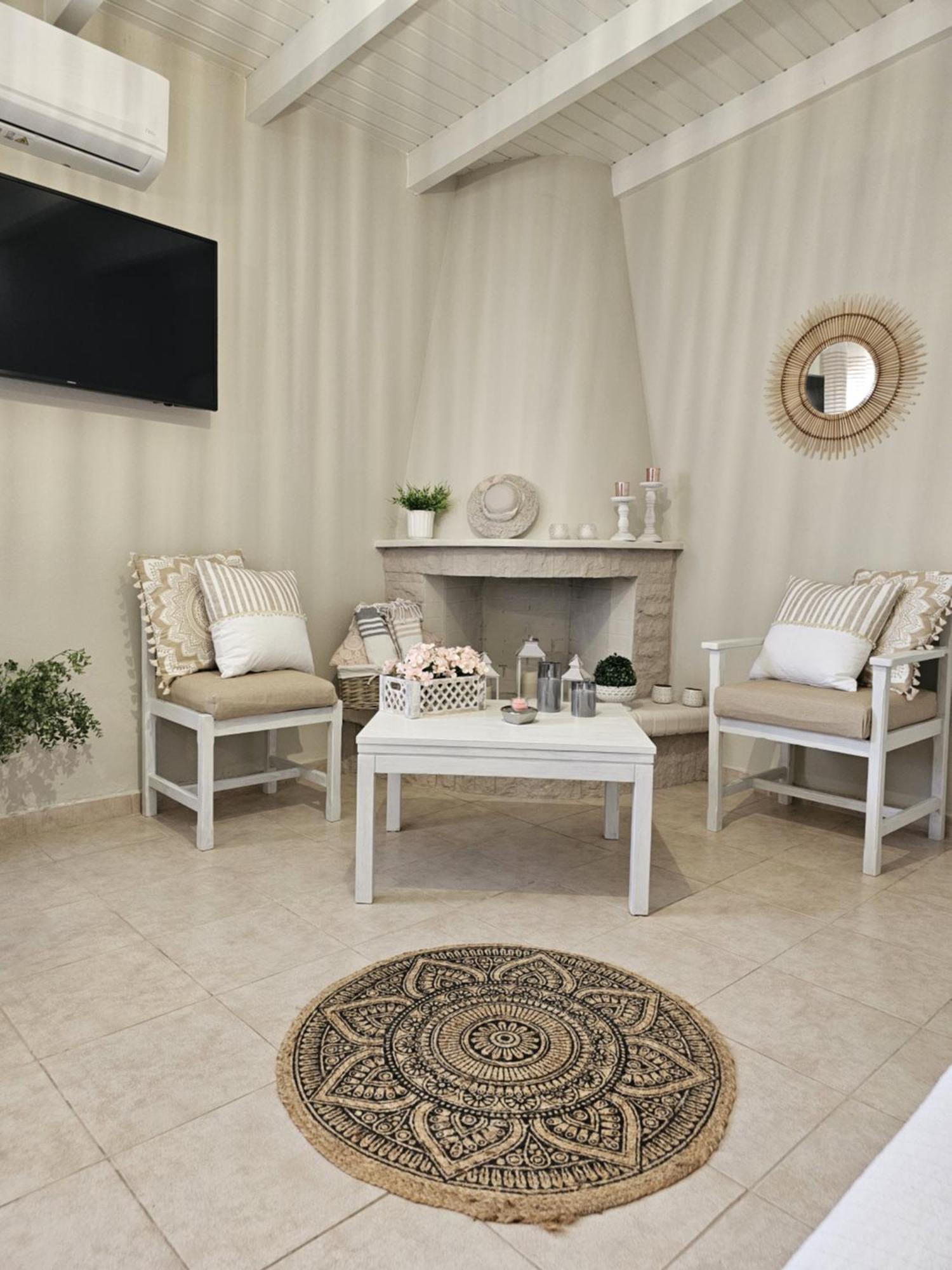 Ornament: Infinite Nature Villa Dhafnes 外观 照片