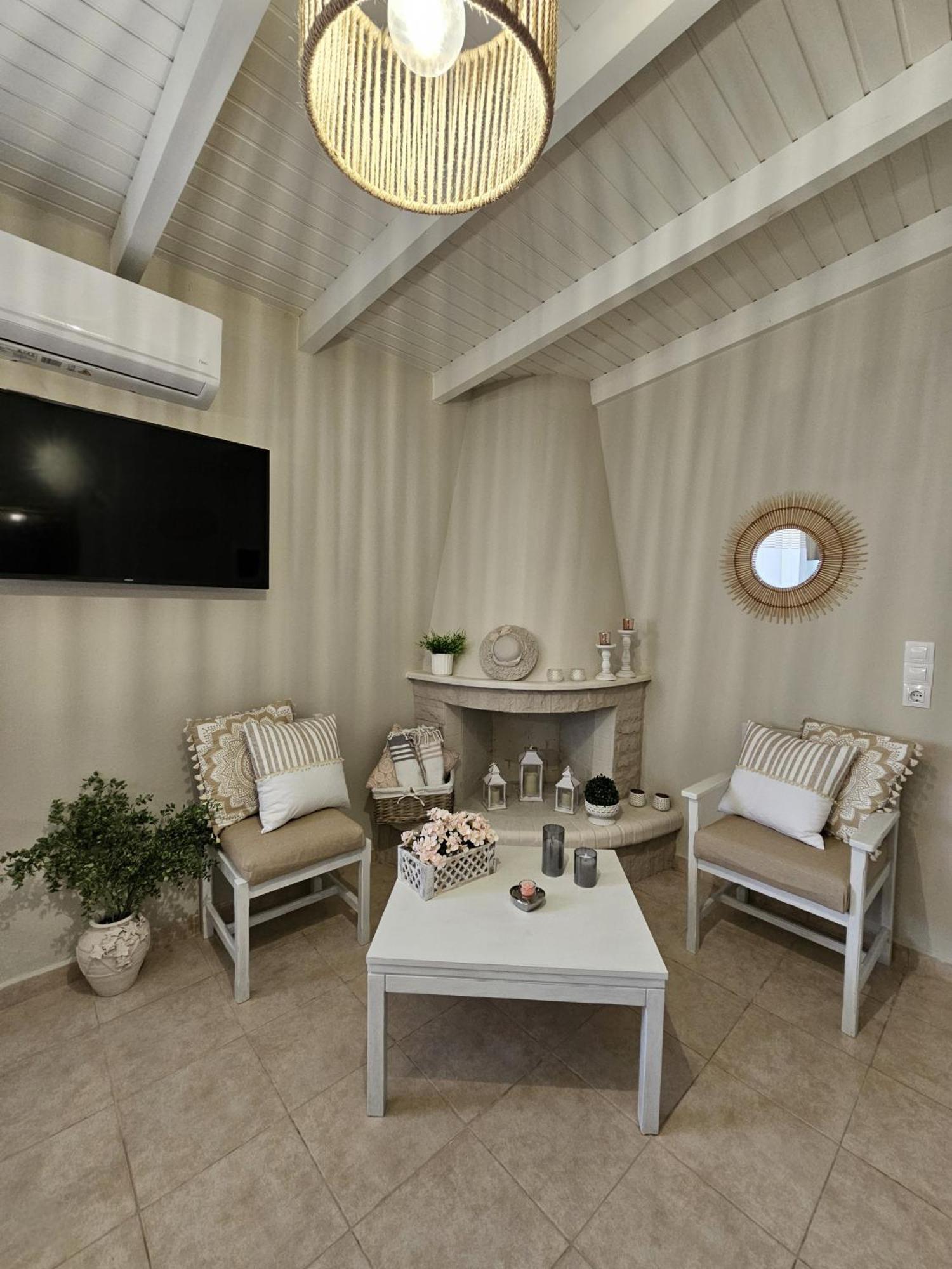 Ornament: Infinite Nature Villa Dhafnes 外观 照片