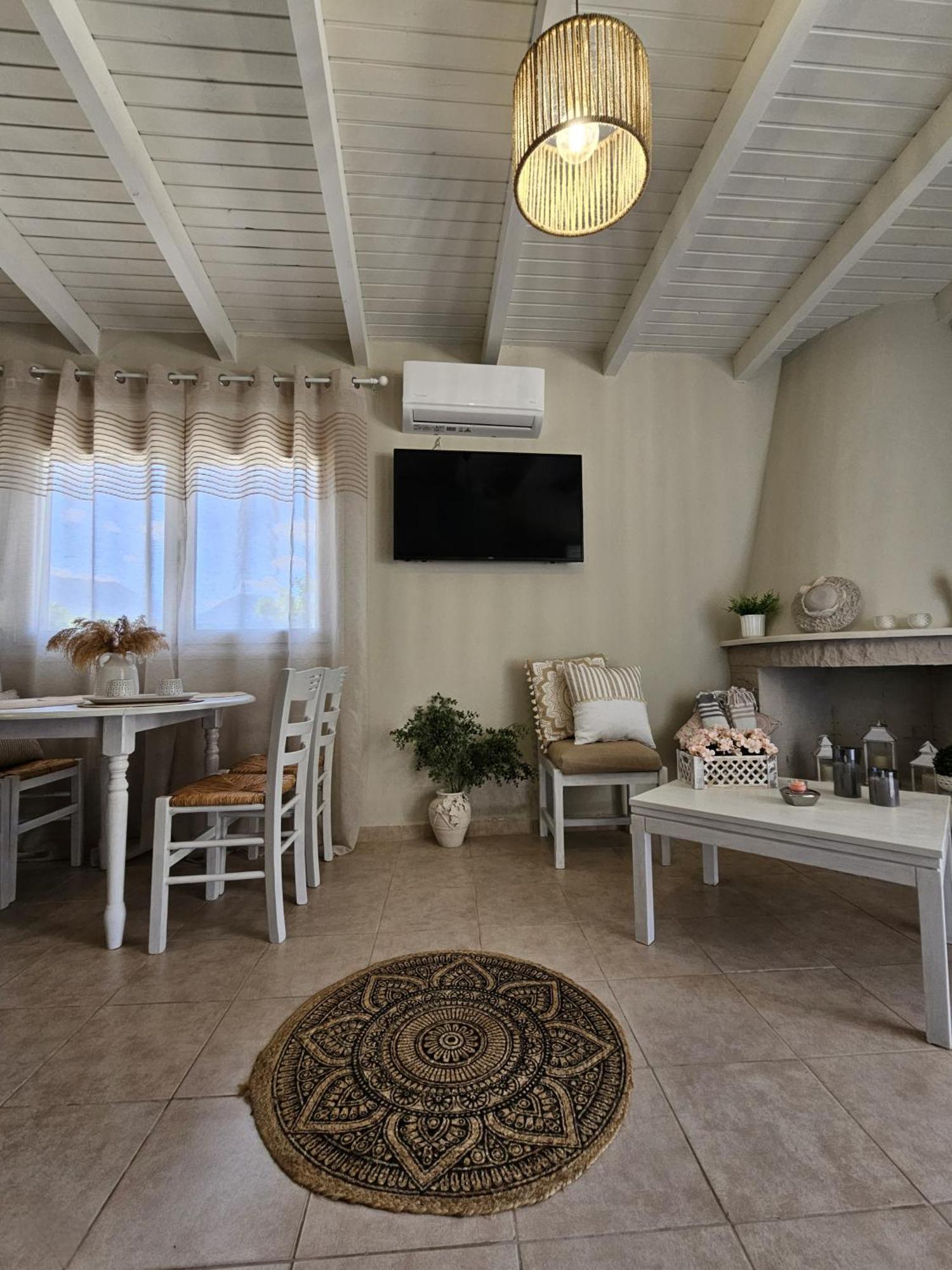 Ornament: Infinite Nature Villa Dhafnes 外观 照片