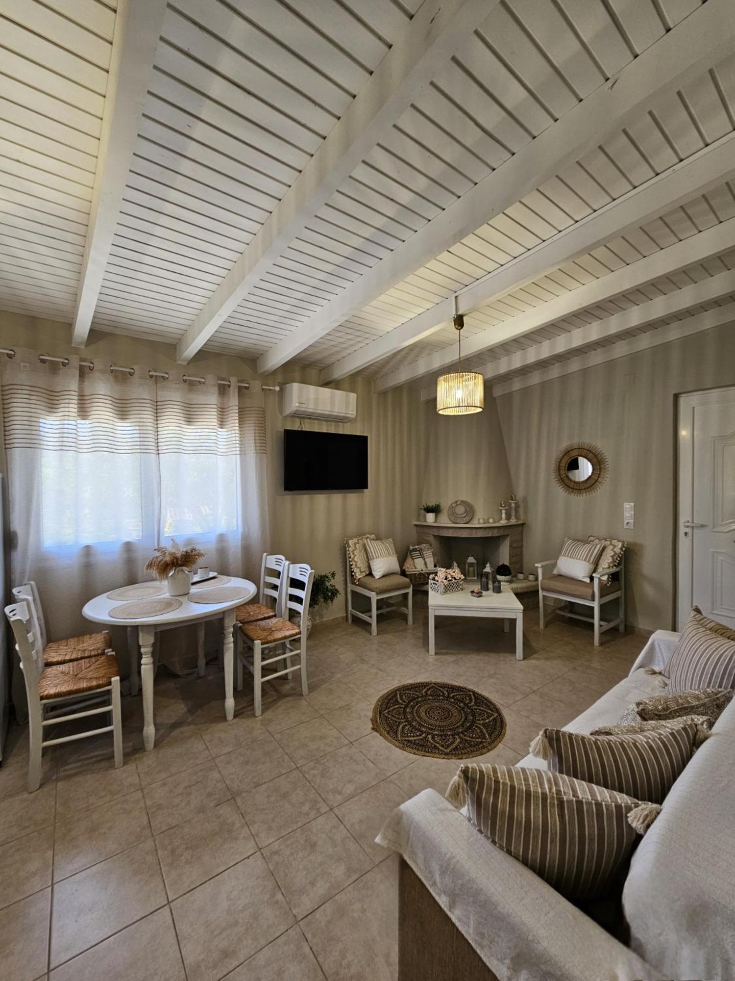 Ornament: Infinite Nature Villa Dhafnes 外观 照片
